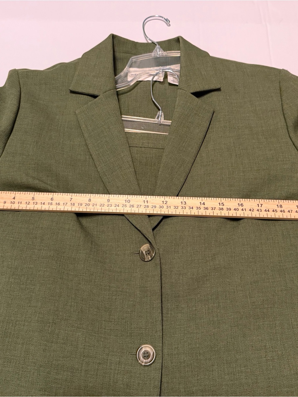 Alfred Dunner Women’s Size 14/16 Green Solid 2-Piece Polyester Skirt Suit Set - Picture 3 of 8